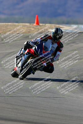 media/Jan-09-2022-SoCal Trackdays (Sun) [[2b1fec8404]]/Turns 9 and 8 (920am)/